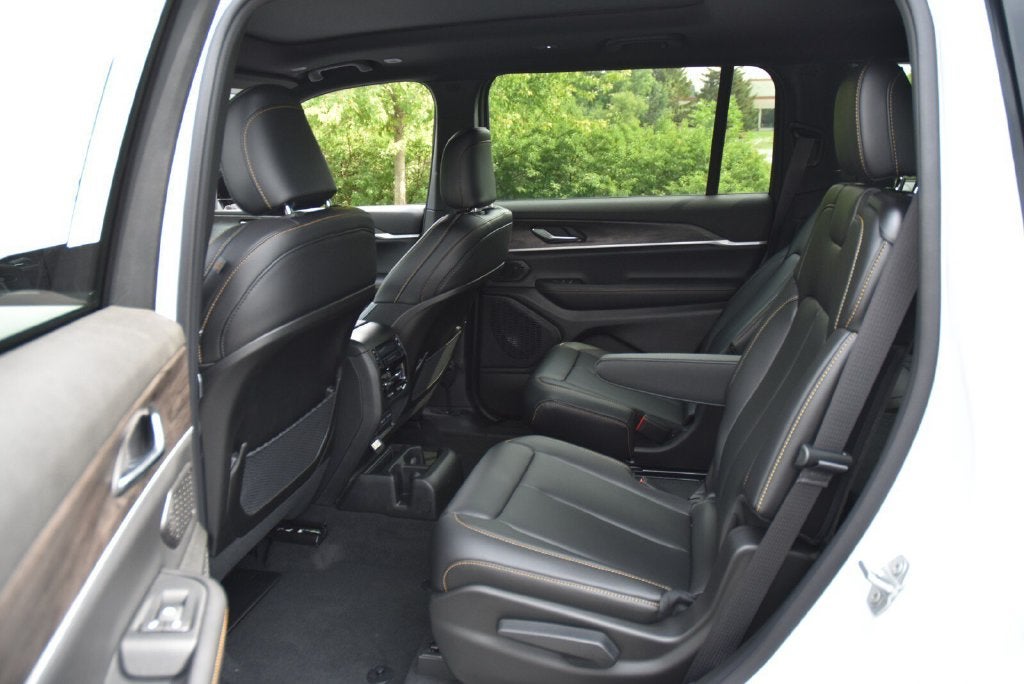 2026 Jeep Grand Cherokee L 85th Anniversary Edition