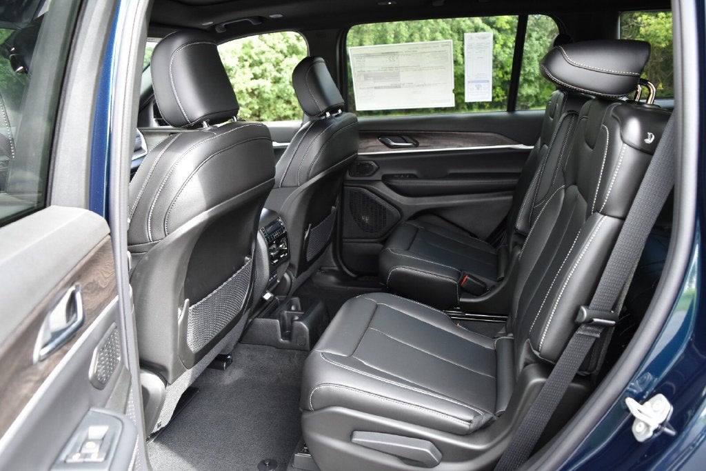 2027 Jeep Grand Cherokee L Limited