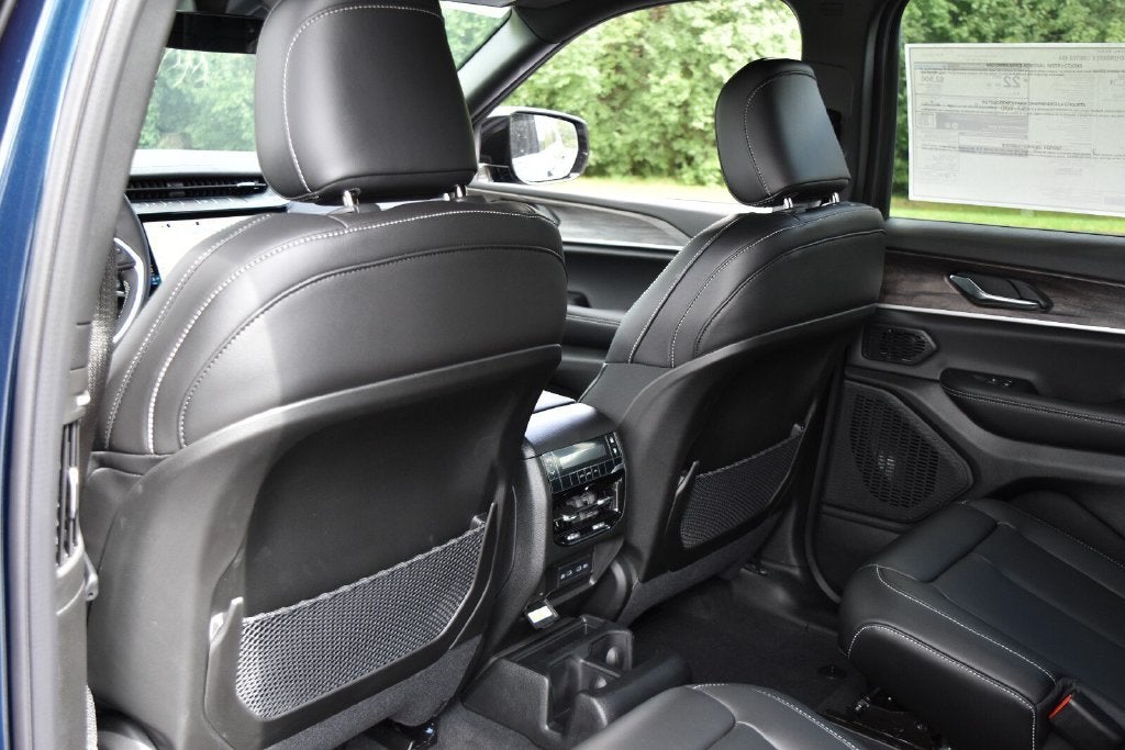 2027 Jeep Grand Cherokee L Limited