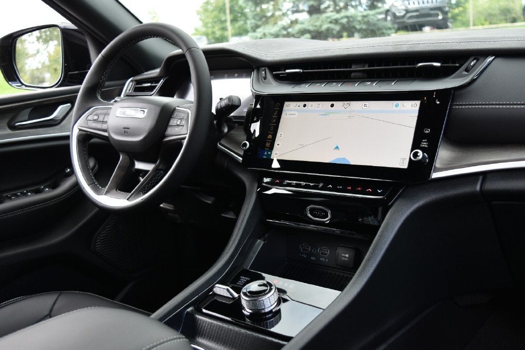 2027 Jeep Grand Cherokee L Limited