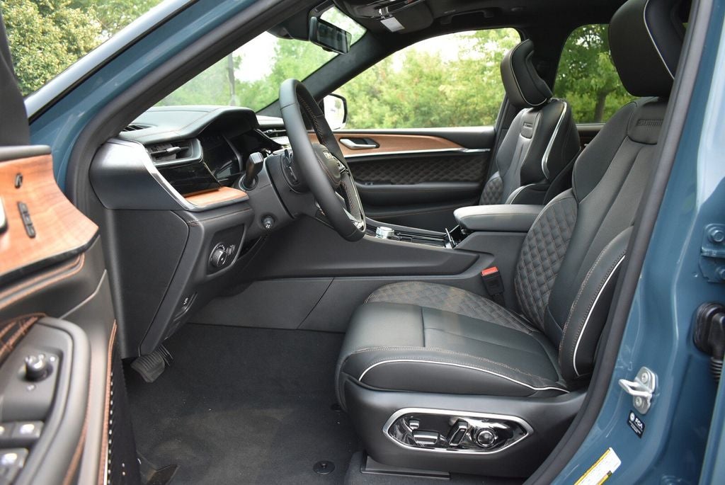 2026 Jeep Grand Cherokee L Summit