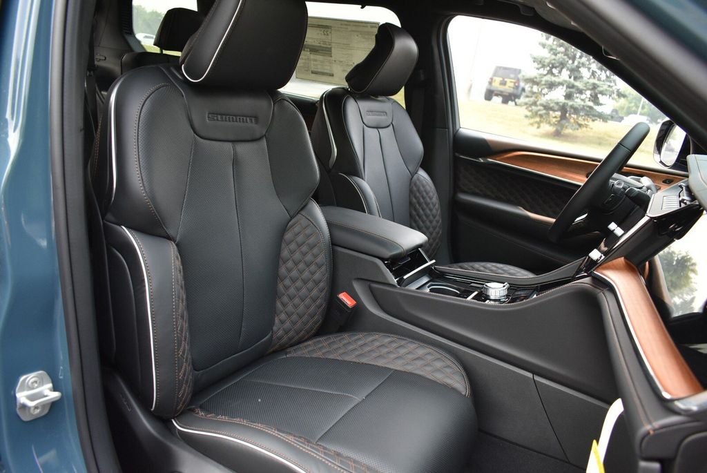 2026 Jeep Grand Cherokee L Summit