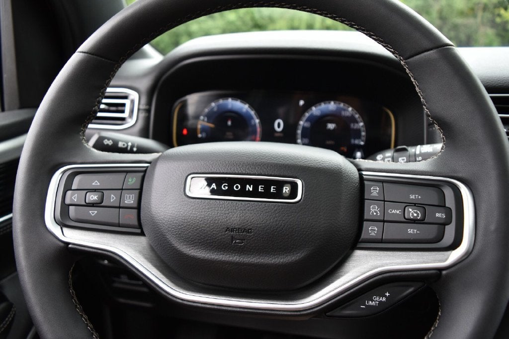 2024 Jeep Wagoneer L Series II