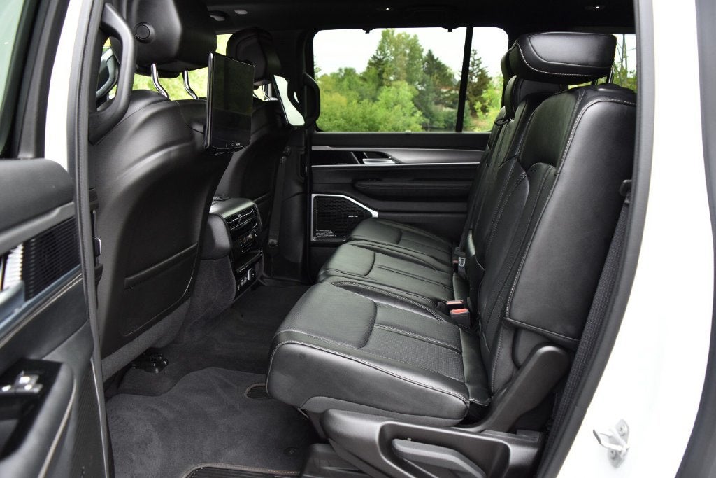 2024 Jeep Wagoneer L Series II