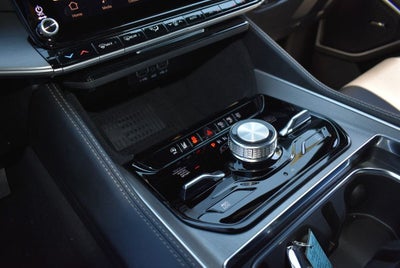2026 Jeep Grand Wagoneer Upland