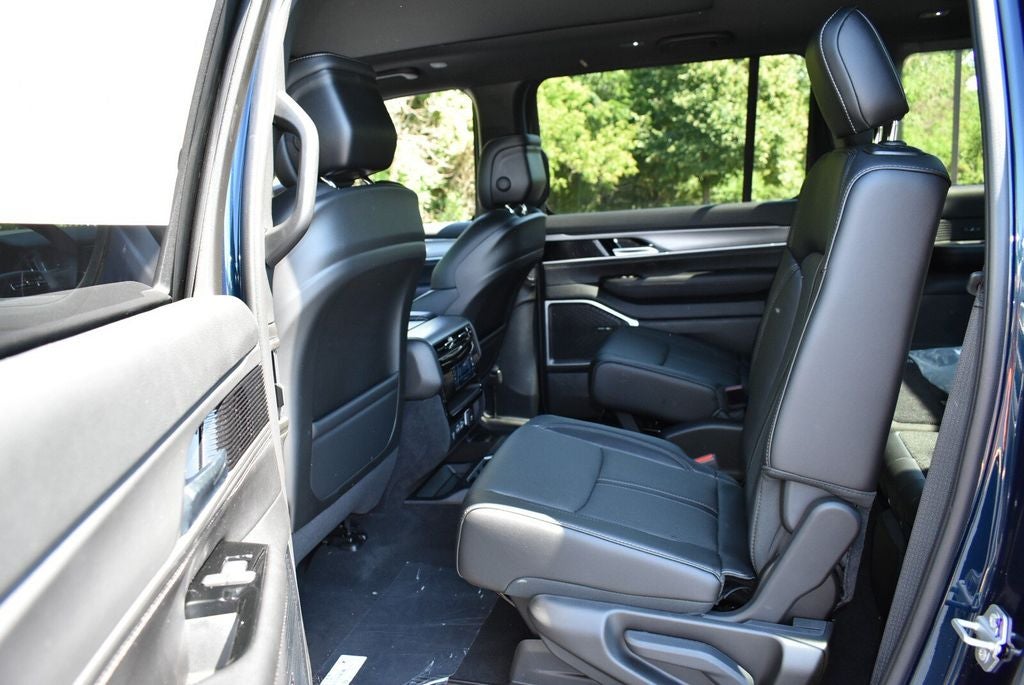 2026 Jeep Grand Wagoneer Upland