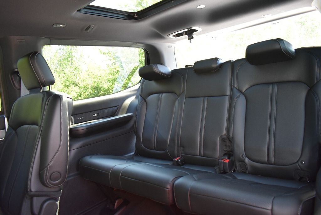 2026 Jeep Grand Wagoneer Upland