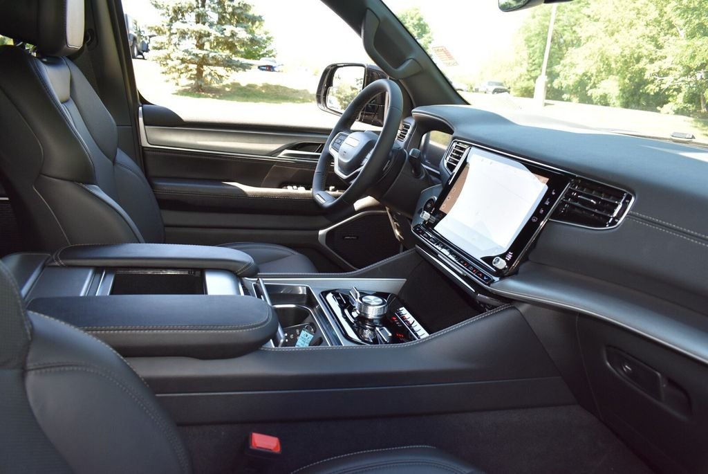 2026 Jeep Grand Wagoneer Upland