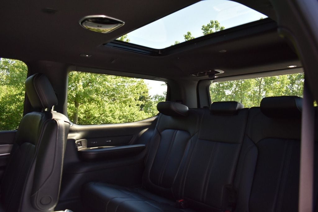 2026 Jeep Grand Wagoneer Limited Reserve