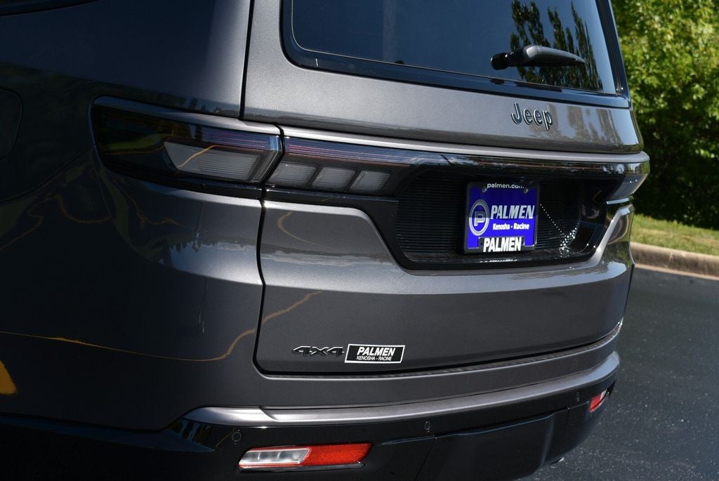 2026 Jeep Grand Wagoneer Limited Reserve