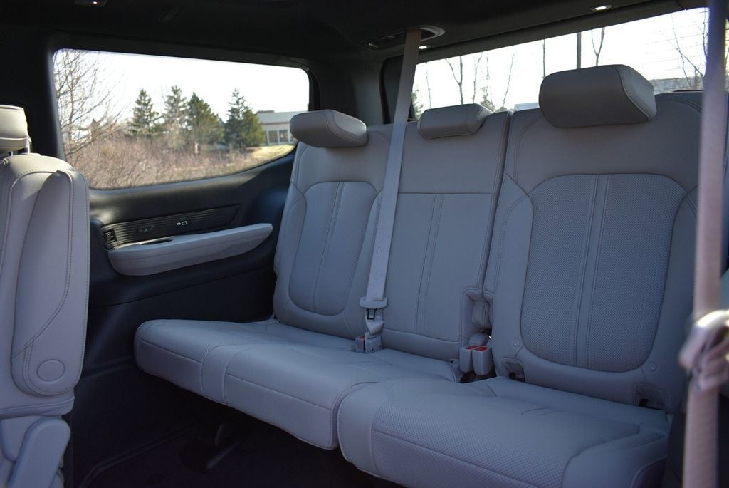 2026 Jeep Grand Wagoneer Limited Altitude
