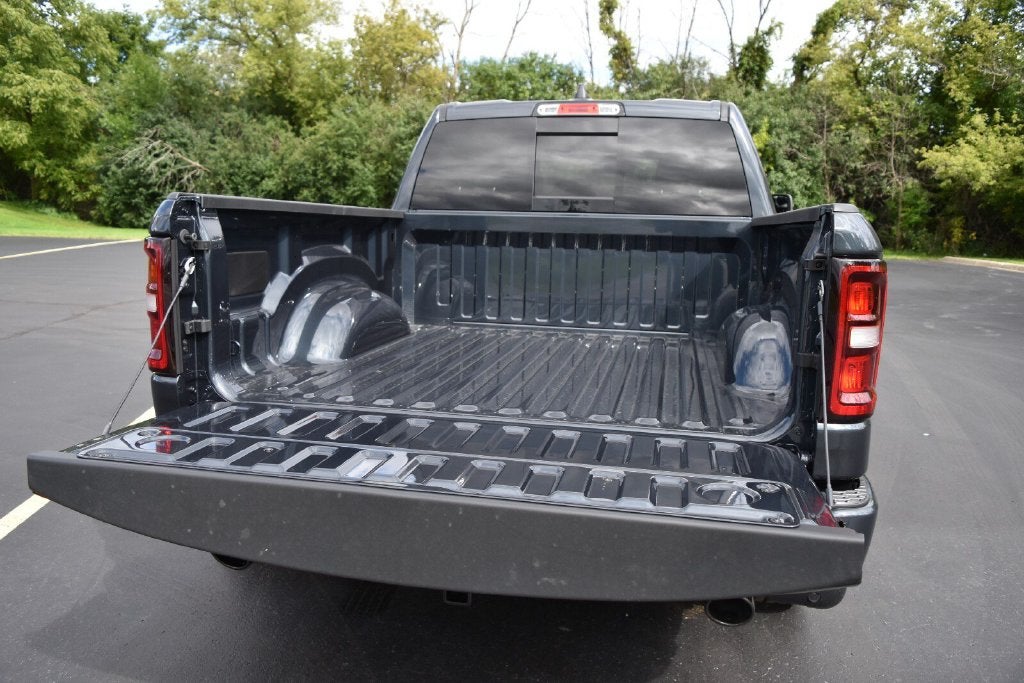 2027 RAM 1500 Big Horn/Lone Star
