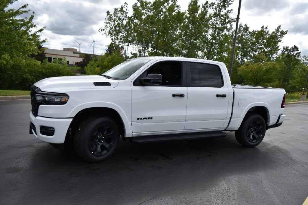 2027 RAM 1500 Big Horn/Lone Star