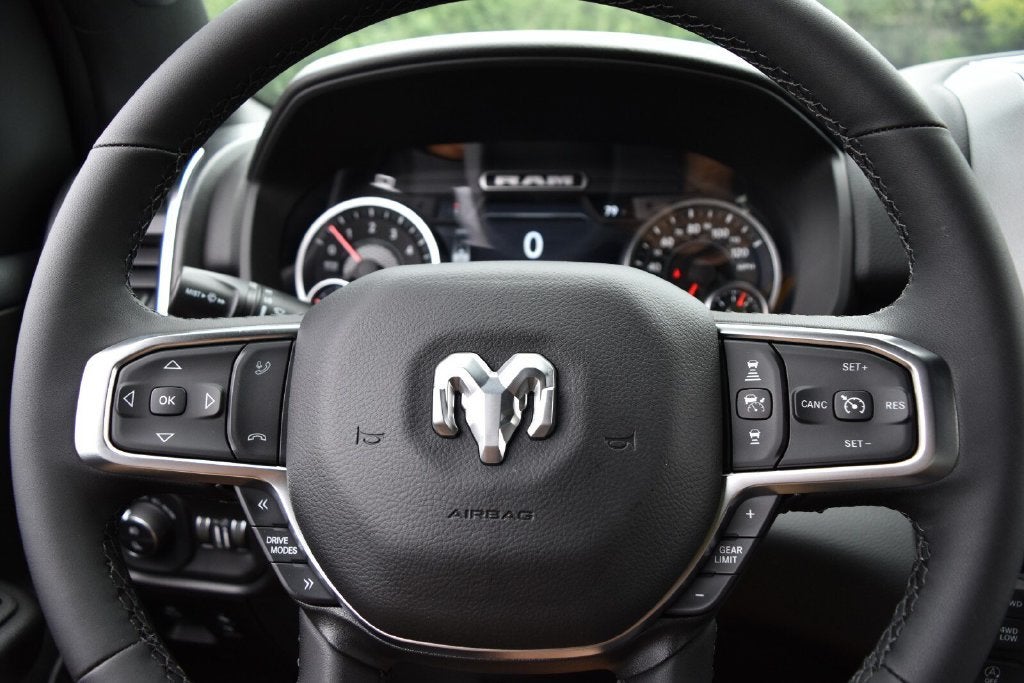2027 RAM 1500 Big Horn/Lone Star