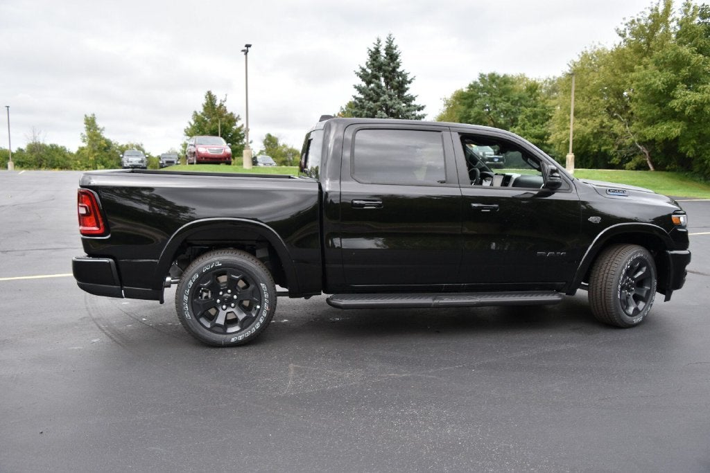 2027 RAM 1500 Big Horn/Lone Star