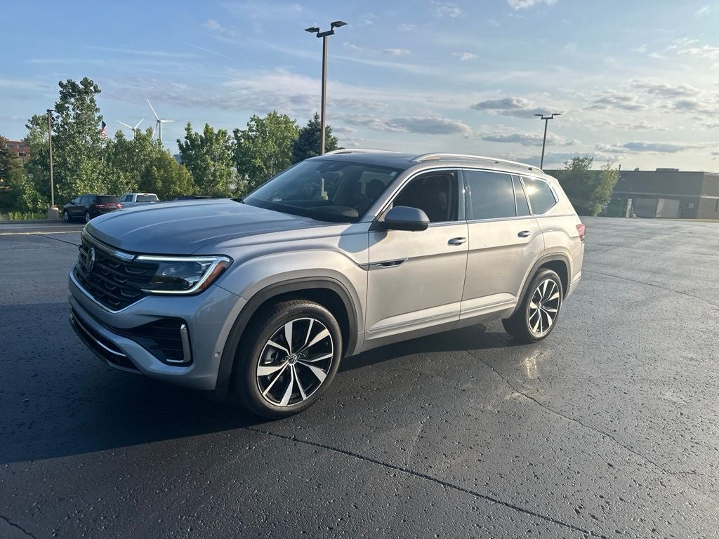 2025 Volkswagen Atlas 2.0T SEL Premium R-Line