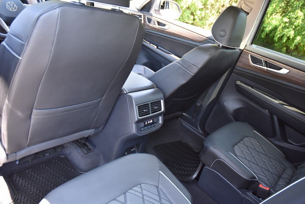 2025 Volkswagen Atlas 2.0T SEL Premium R-Line
