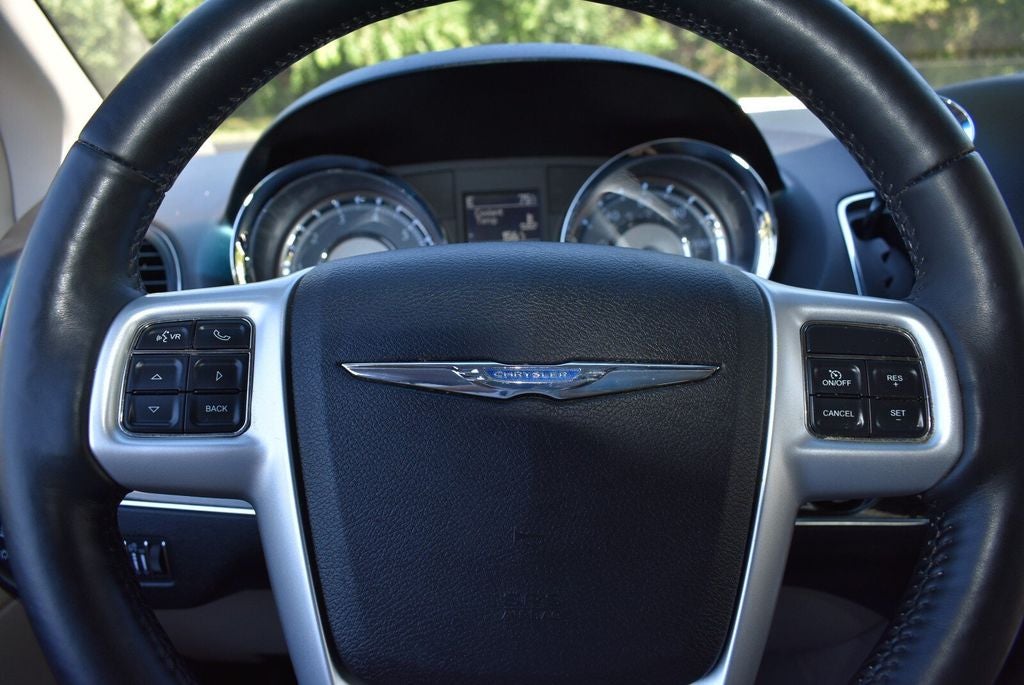 2015 Chrysler Town & Country Touring