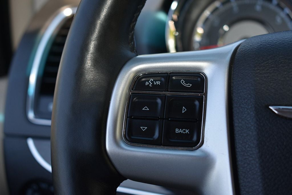 2015 Chrysler Town & Country Touring