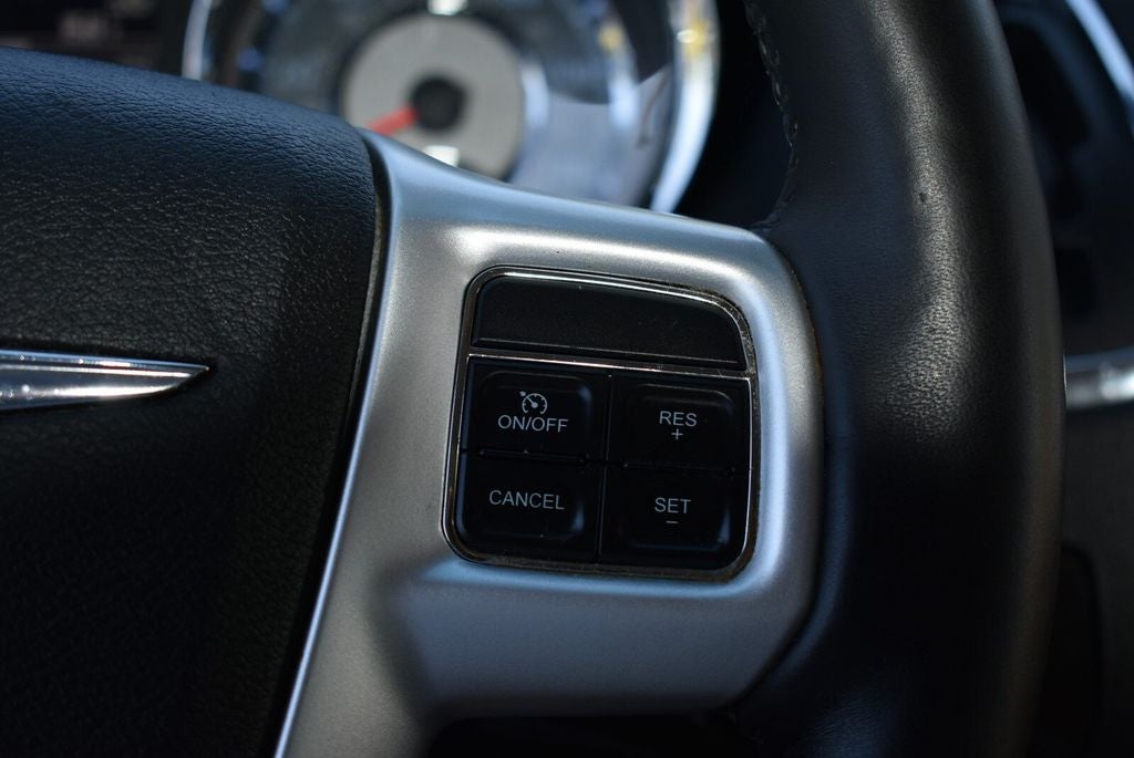 2015 Chrysler Town & Country Touring