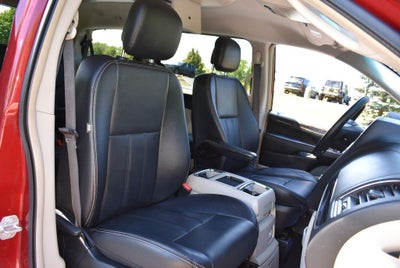 2015 Chrysler Town & Country Touring