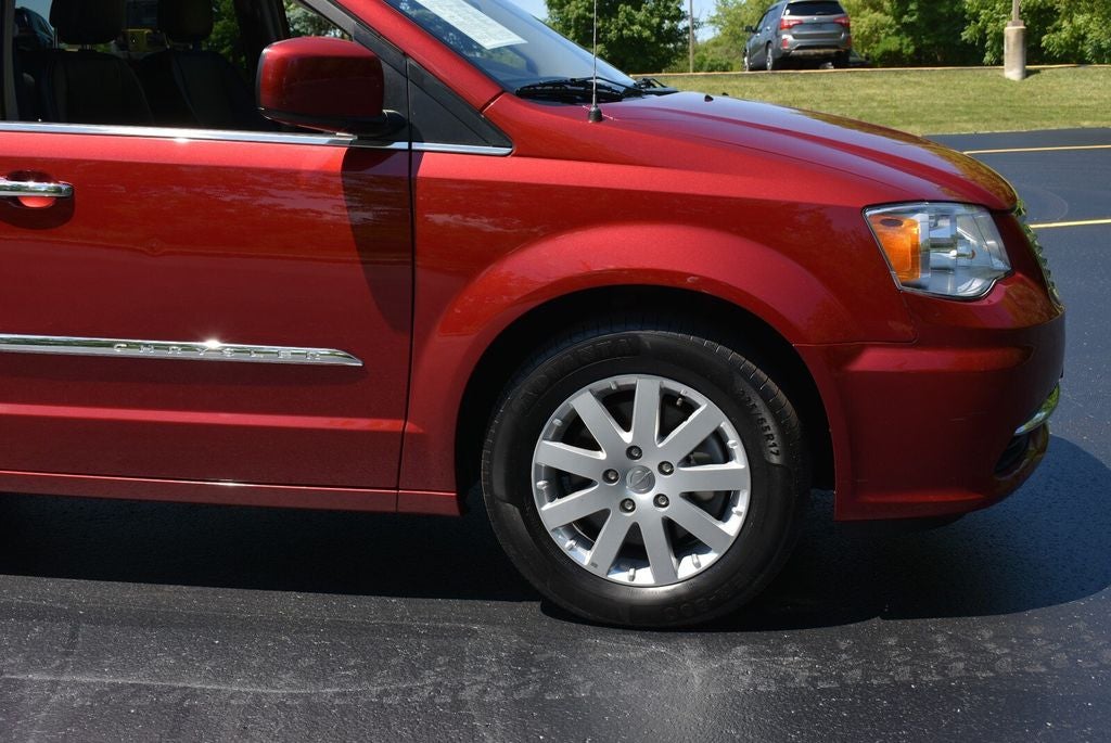 2015 Chrysler Town & Country Touring