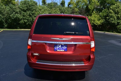 2015 Chrysler Town & Country Touring