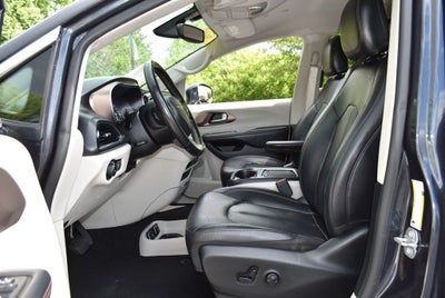 2019 Chrysler Pacifica Touring L Plus
