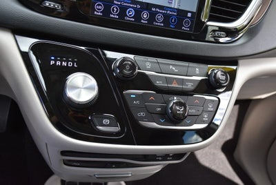 2019 Chrysler Pacifica Touring L Plus
