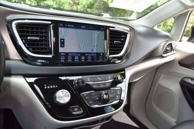 2019 Chrysler Pacifica Touring L Plus