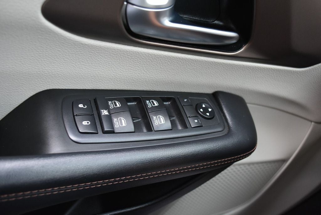 2019 Chrysler Pacifica Touring L Plus
