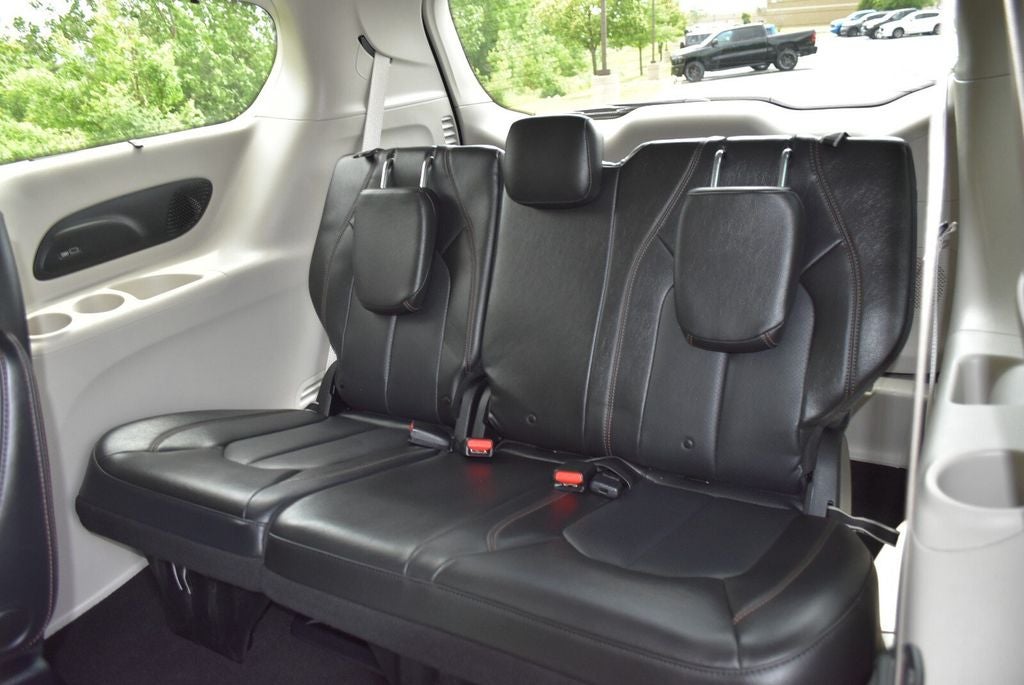 2019 Chrysler Pacifica Touring L Plus