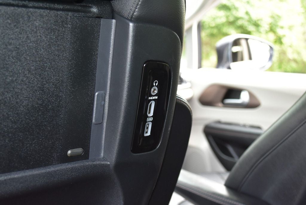 2019 Chrysler Pacifica Touring L Plus