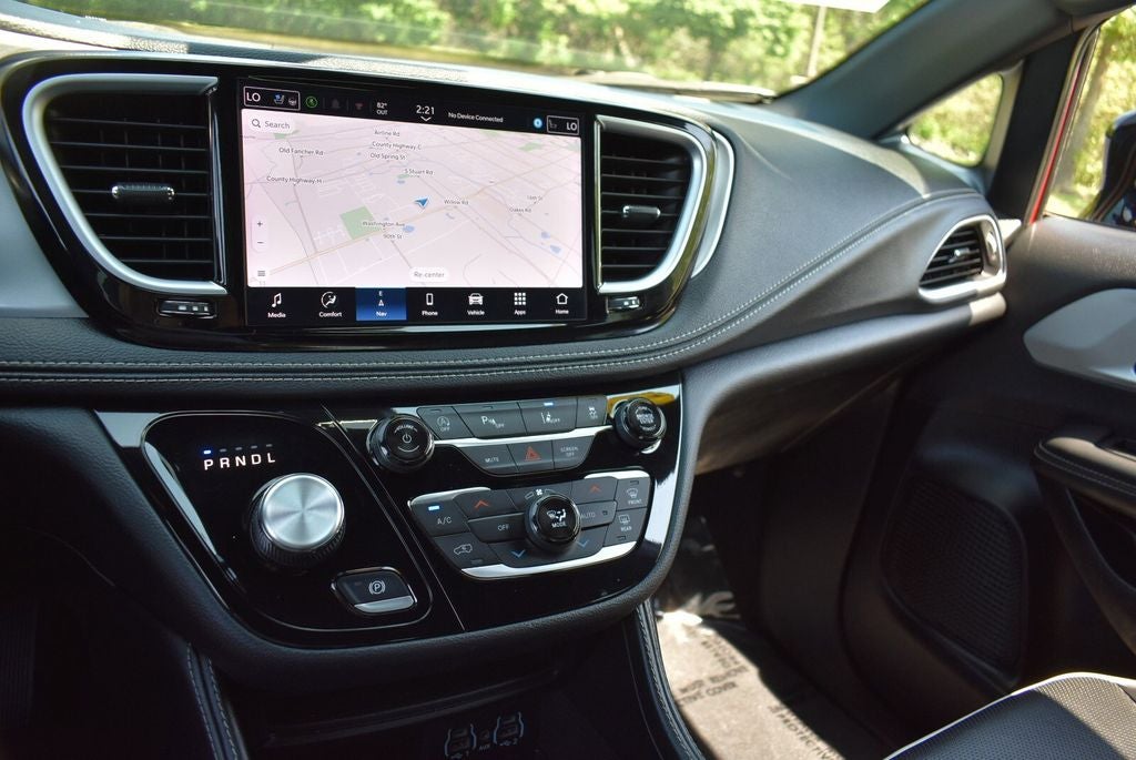 2025 Chrysler Pacifica Limited