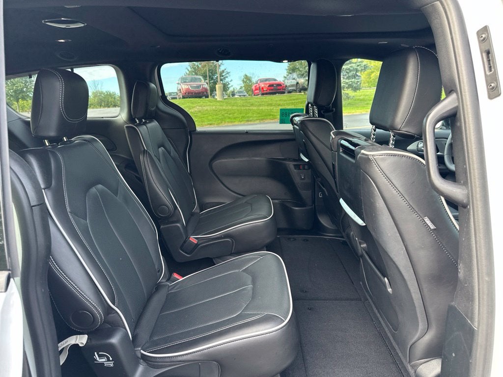 2025 Chrysler Pacifica Limited