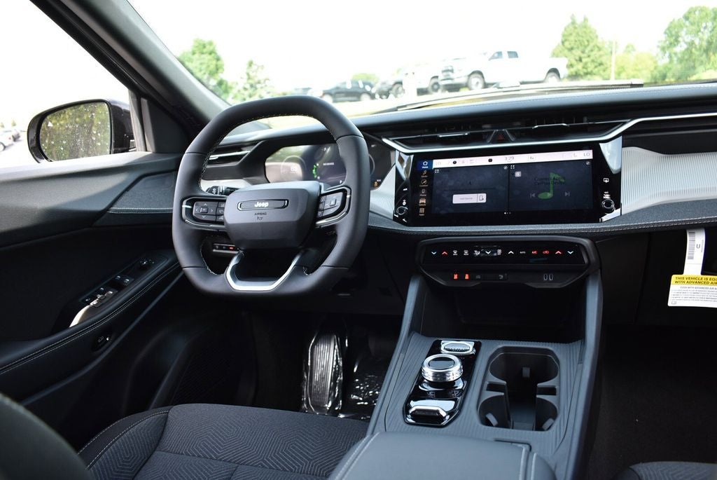 2026 Jeep Cherokee Laredo