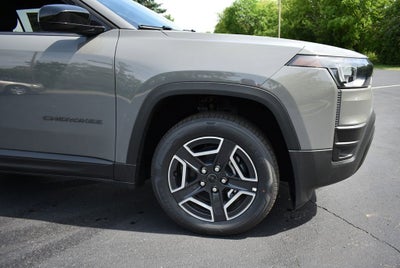 2026 Jeep Cherokee Laredo
