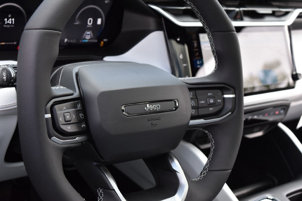 2026 Jeep Cherokee Overland