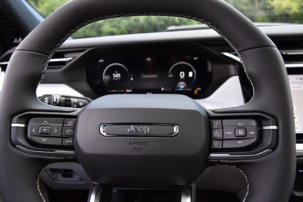 2026 Jeep Cherokee Overland