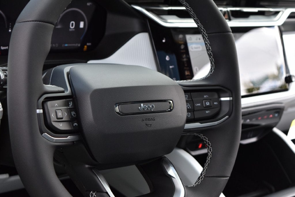 2026 Jeep Cherokee Overland