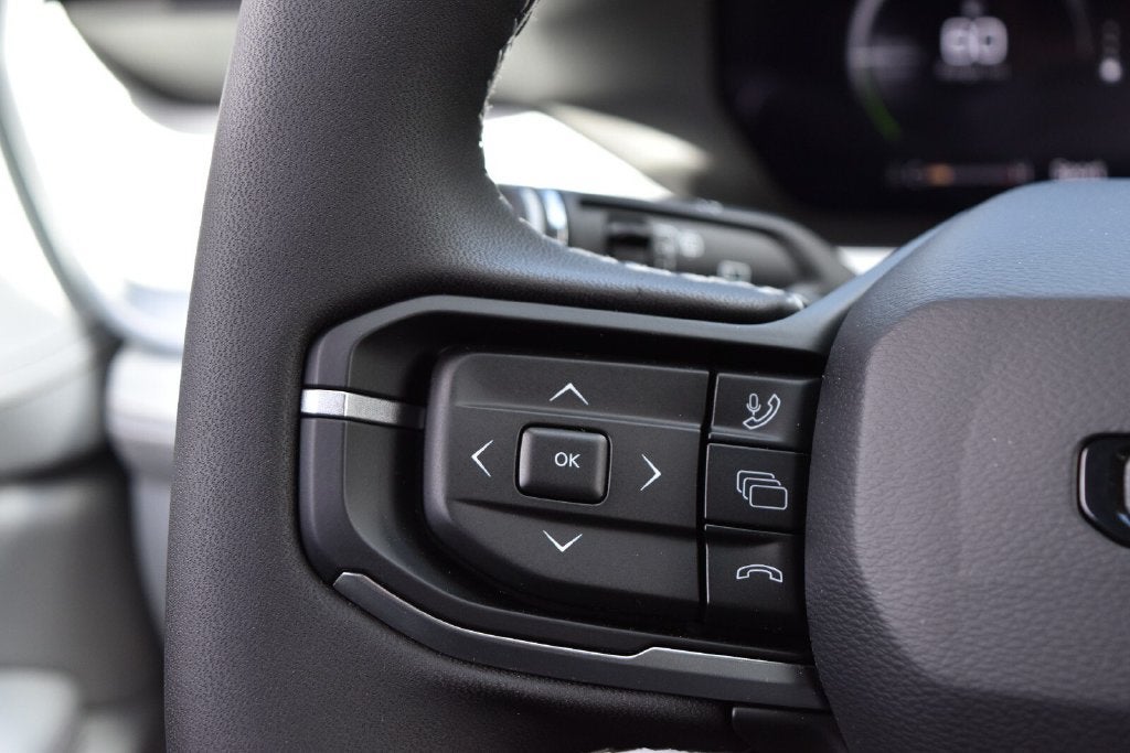 2026 Jeep Cherokee Overland