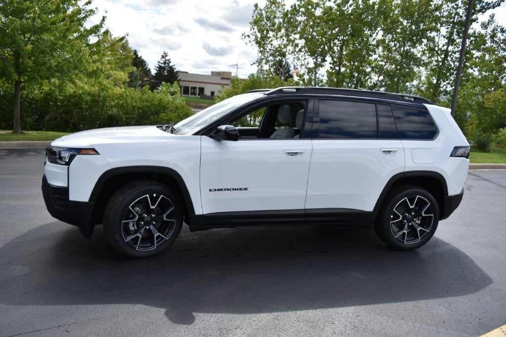 2026 Jeep Cherokee Overland