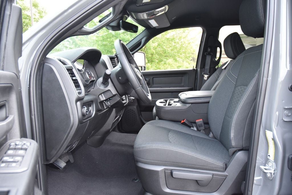 2026 RAM 2500 Black Express