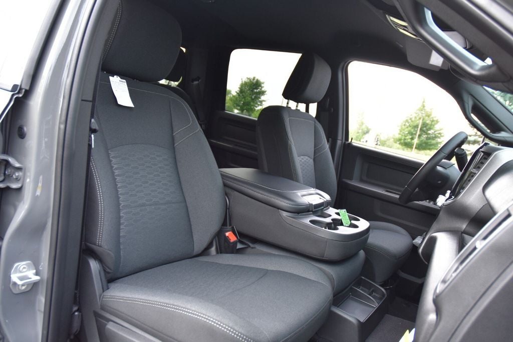 2026 RAM 2500 Black Express
