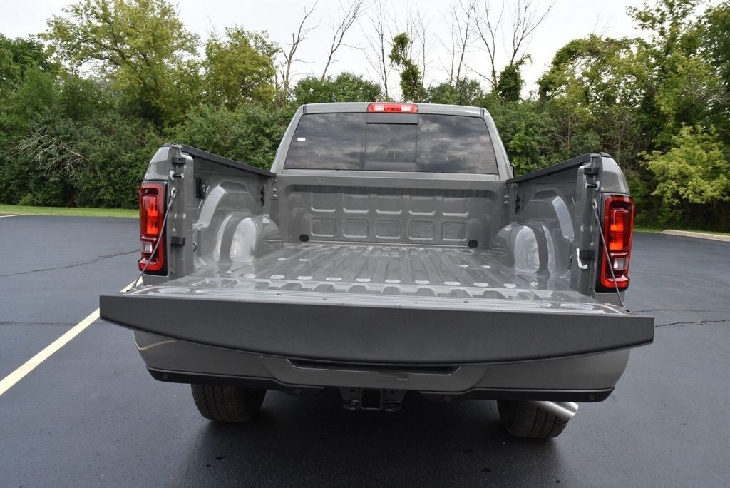 2026 RAM 2500 Black Express