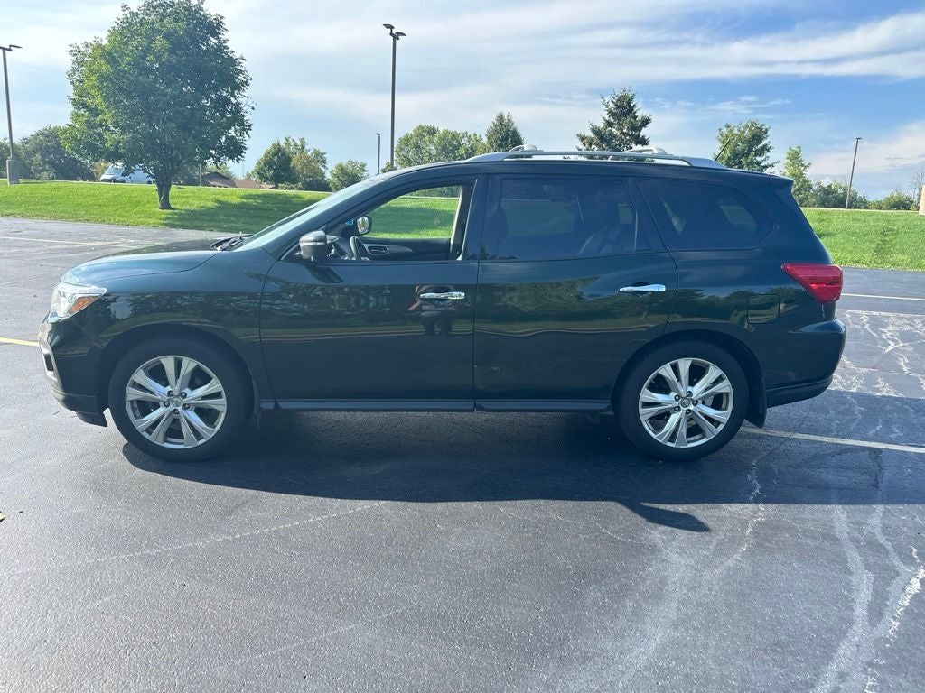 2018 Nissan Pathfinder SL