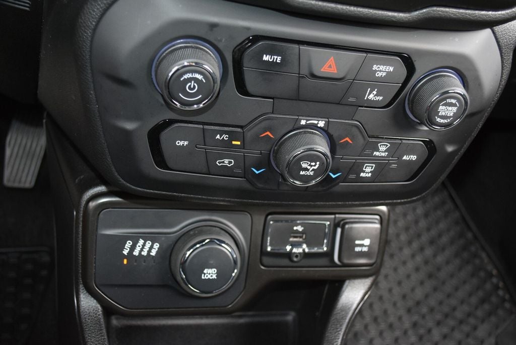 2022 Jeep Renegade Altitude
