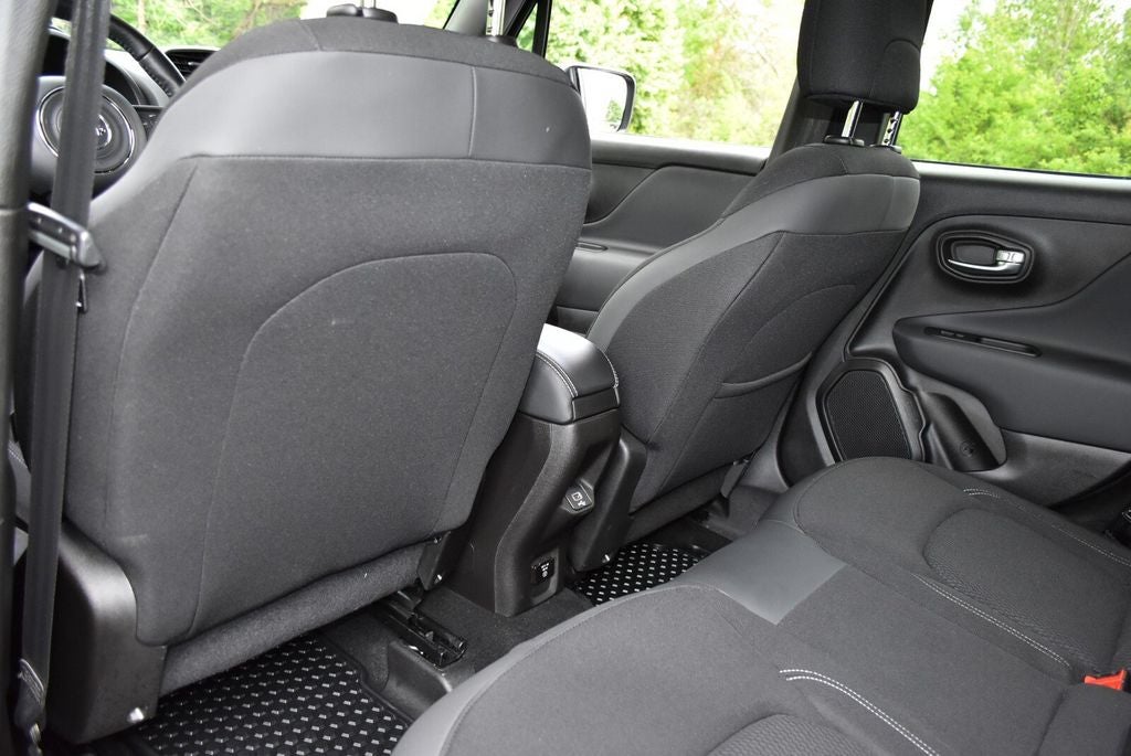 2022 Jeep Renegade Altitude