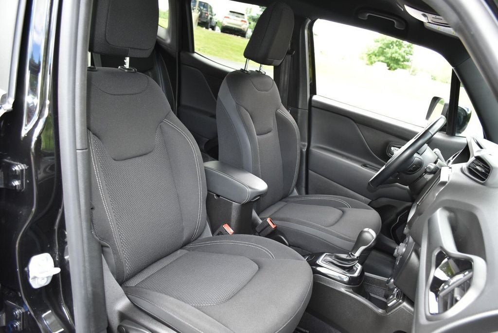 2022 Jeep Renegade Altitude